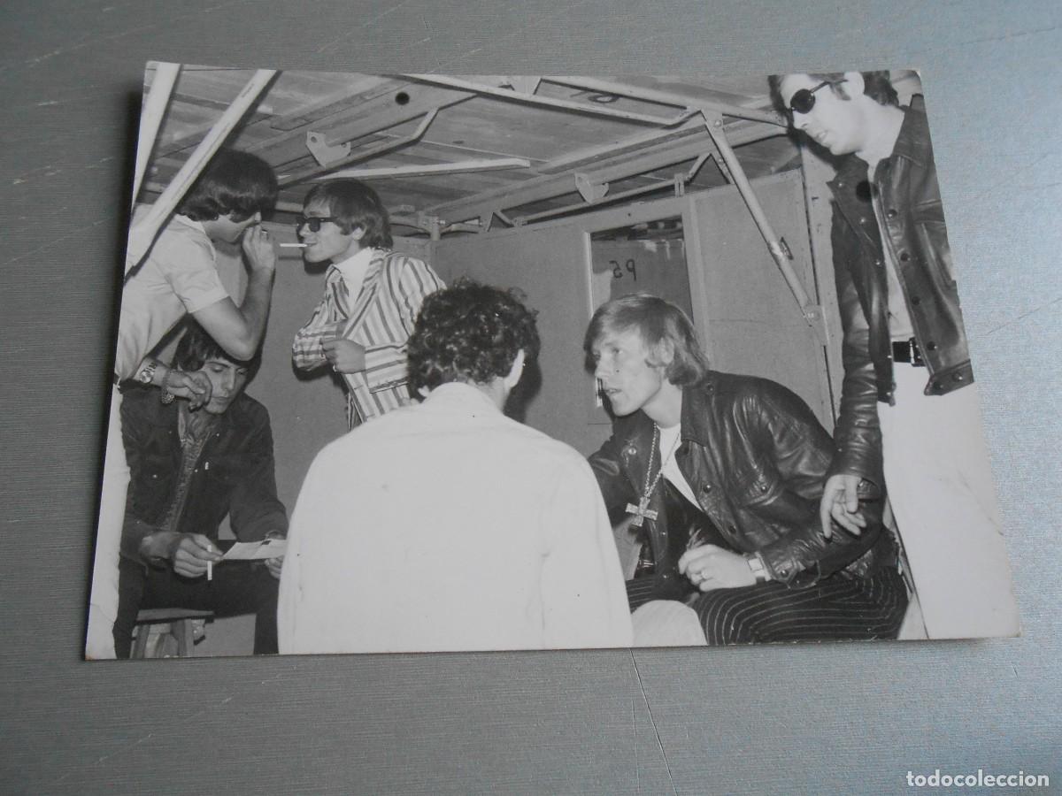 Fotos de Cantantes: FOTO de - LOS BRAVOS - de 17,5 x 13 cms -