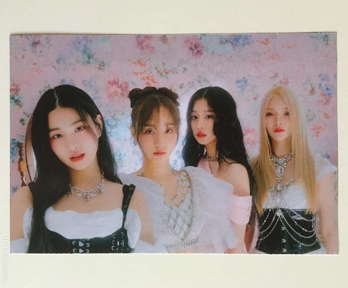Fotos de Cantantes: FIFTY FIFTY Cupid Era Postcard Dream'up Magazine France 2023 Music K-Pop