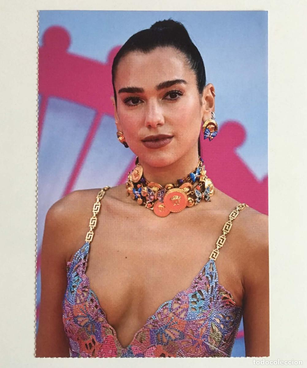 Fotos de Cantantes: Dua Lipa Barbie Movie London Premiere Collectible Card Dream'up Magazine France Music