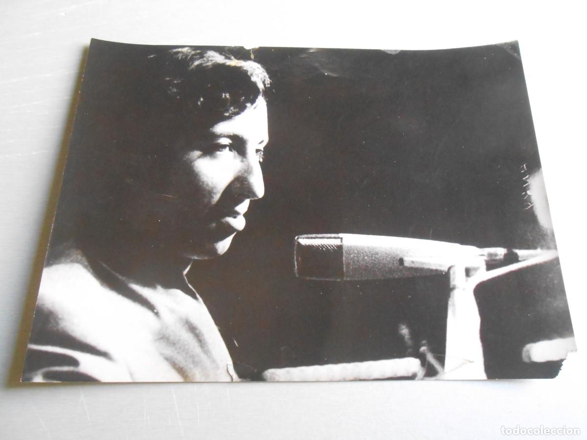 Fotos de Cantores: FOTO de - LOS JOVENES - de 24 x 18 cms -