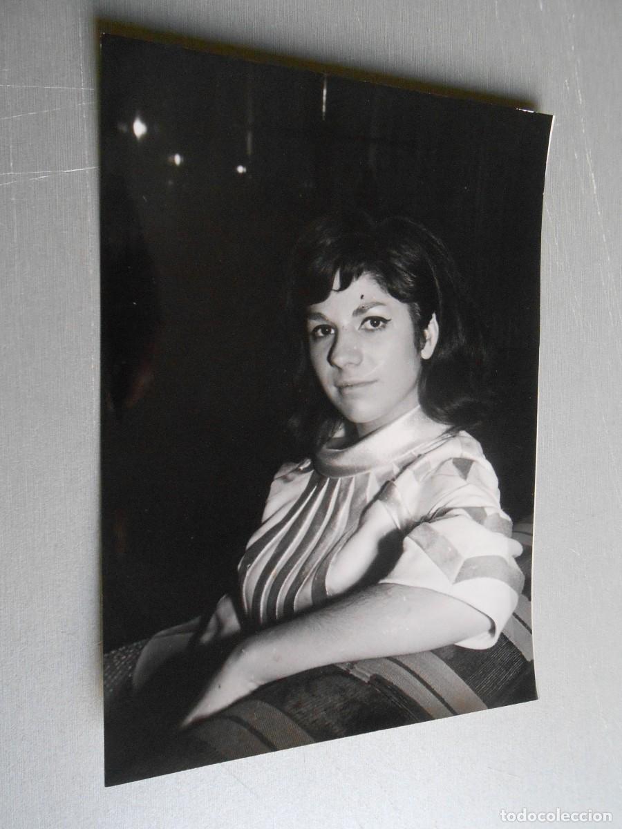 Fotos de Cantantes: FOTO de - ELLAS - de 13 x 18 cms -
