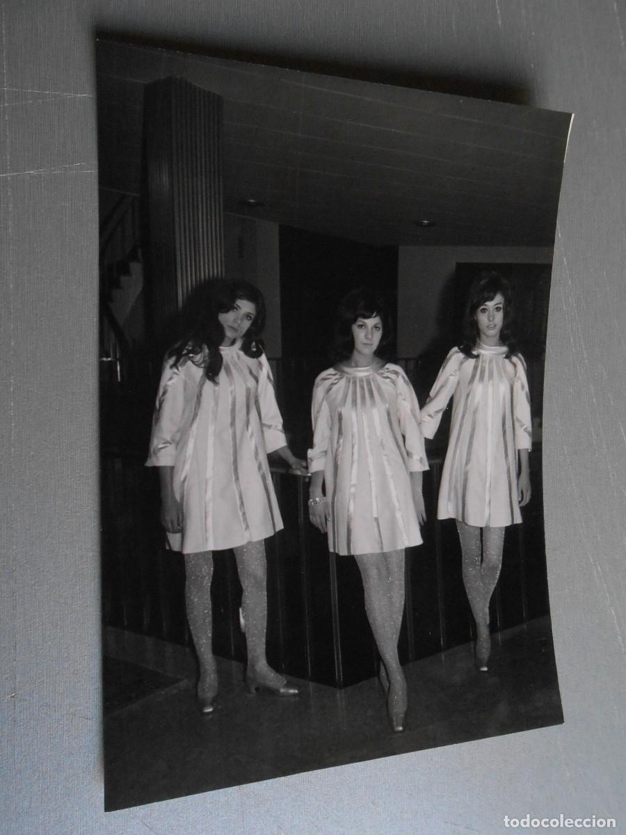 Fotos de Cantantes: FOTO de - ELLAS - de 13 x 18 cms -