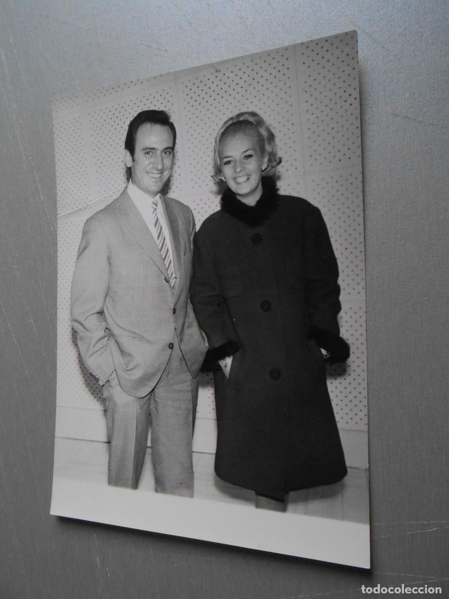 Fotos de Cantantes: FOTO de - ANGELA y MANOLO ESCOBAR - de 13 x 18 cms -