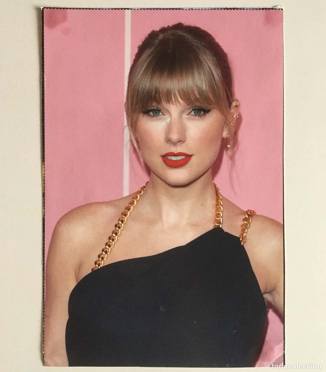 Fotos de Cantantes: Taylor Swift Billboard Women in Music 2019 Collectible Postcard Dream'up Magazine France Card