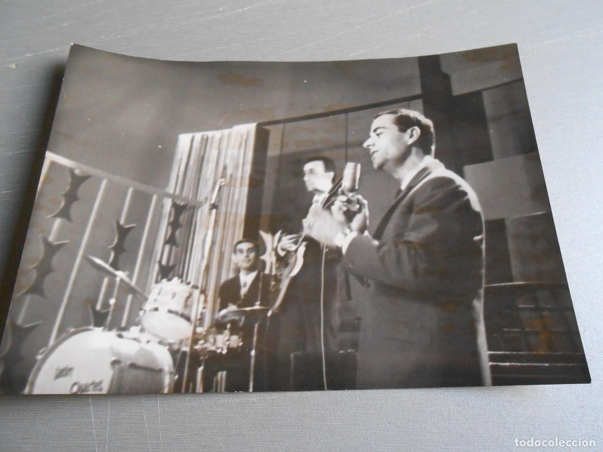 Fotos de Cantantes: FOTO de - JOSE GUARDIOLA - de 17,5 x 13 cms -