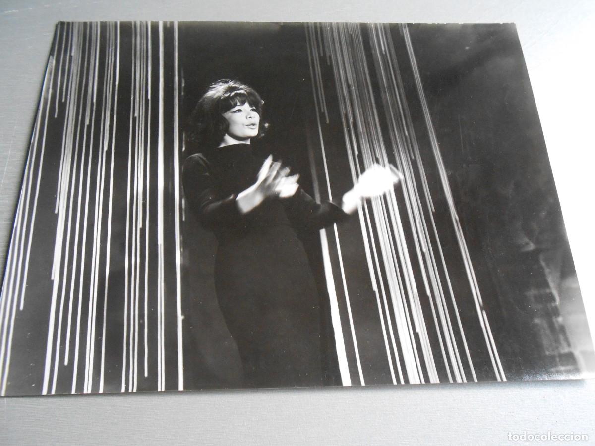 Photos of Singers: FOTO de - JULIETTE GR&Eacute;CO - de 24 x 18 cms -