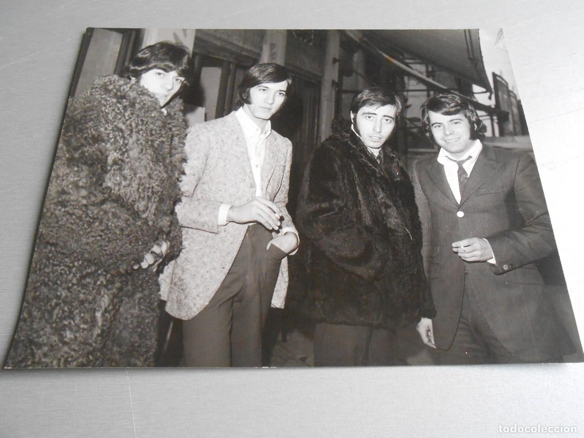 Photos of Singers: FOTO de - LOS GRITOS - de 24 x 18 cms.