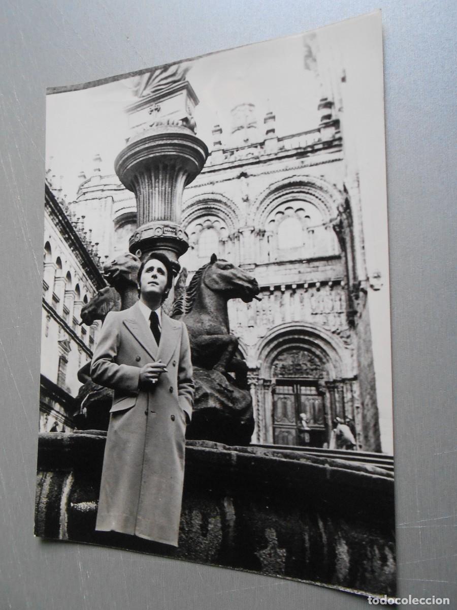 Fotos de Cantantes: FOTO de - JAIME MOREY - de 18 x 24 cms.