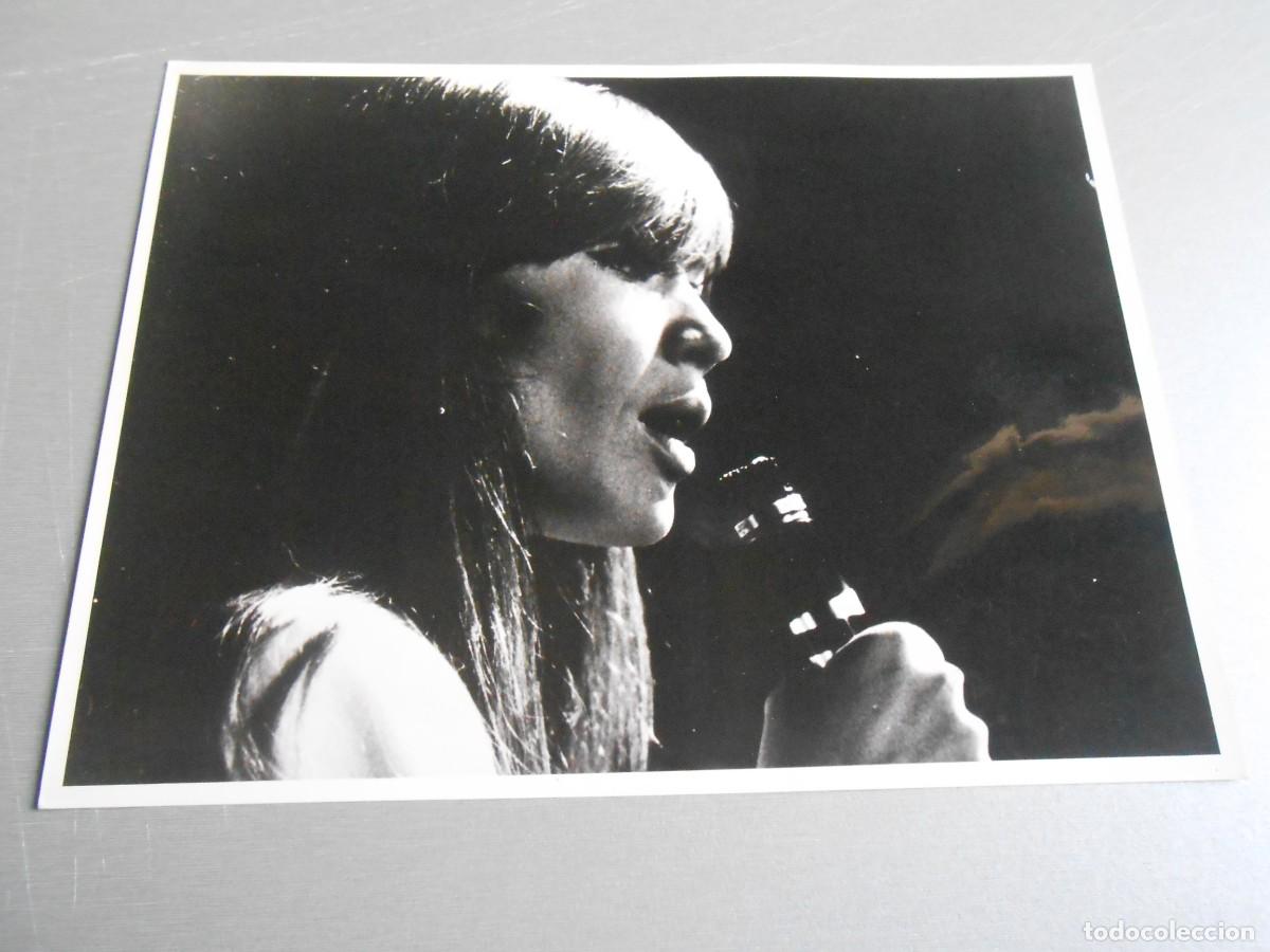 Fotos de Cantantes: FOTO de - FRAN&Ccedil;OISE HARDY - de 24 x 18 cms.