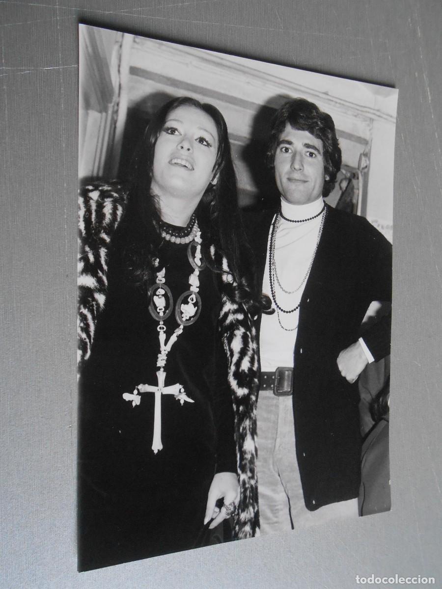 Fotos de Cantantes: FOTO de - MASSIEL y MIGUEL RIOS - de 13 x 18 cms.