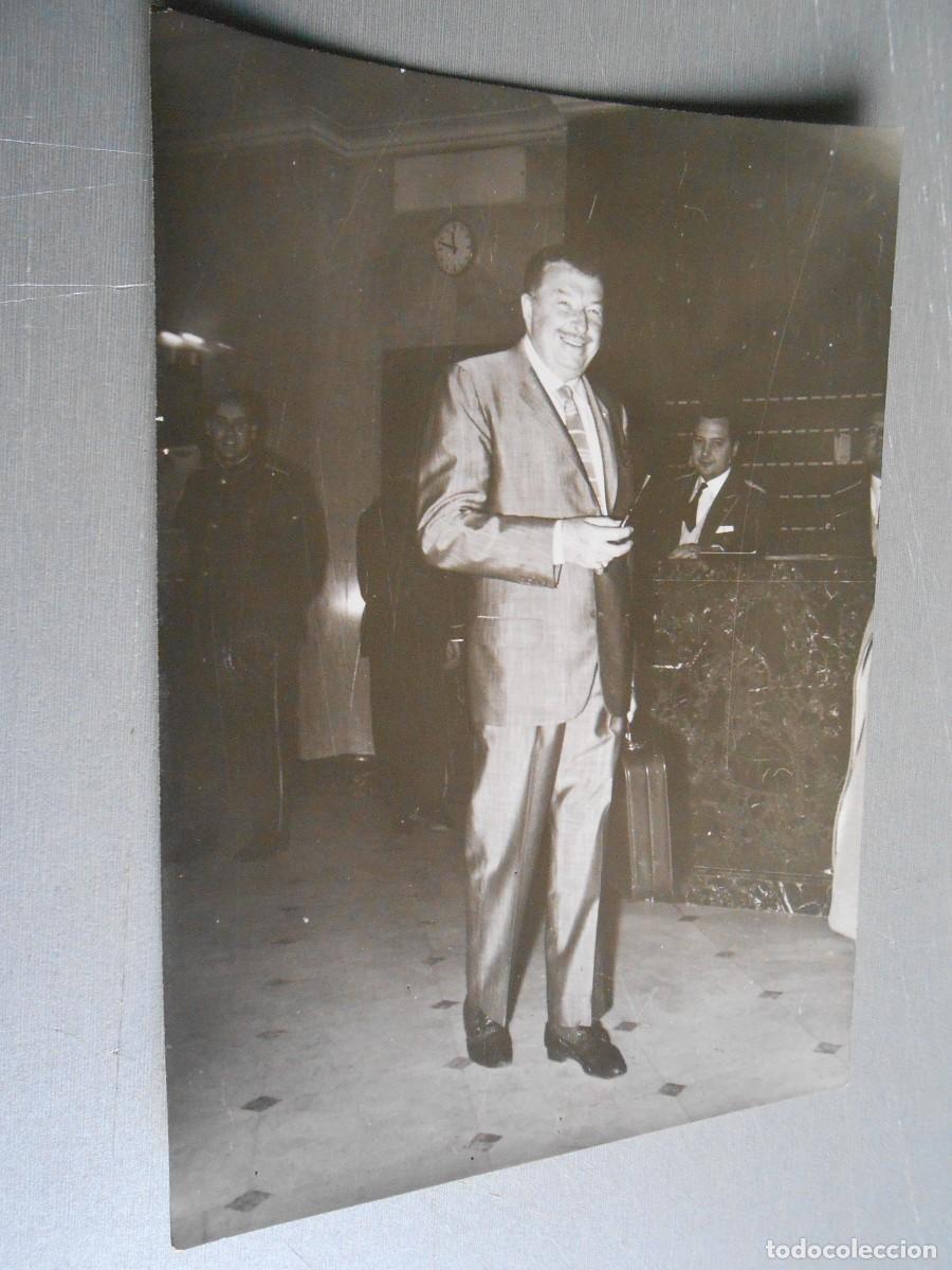 Fotos de Cantantes: FOTO de - XAVIER CUGAT - de 13 x 18 cms.