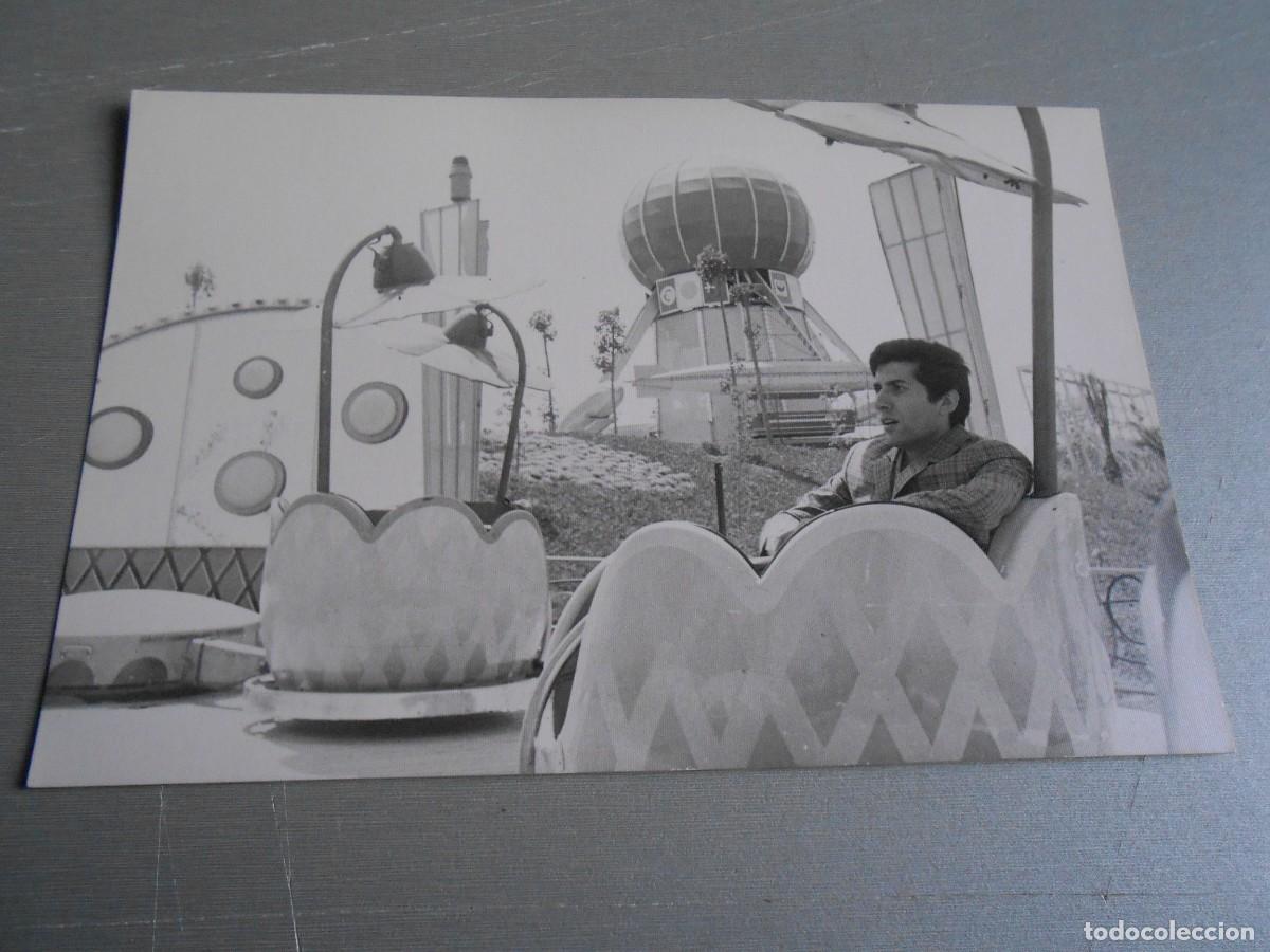 Fotos de Cantantes: FOTO de - GEORGIE DANN - de 18 x 12 cms.