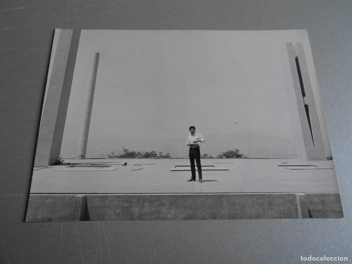 Fotos de Cantantes: FOTO de - GEORGIE DANN - de 17,5 x 13 cms.