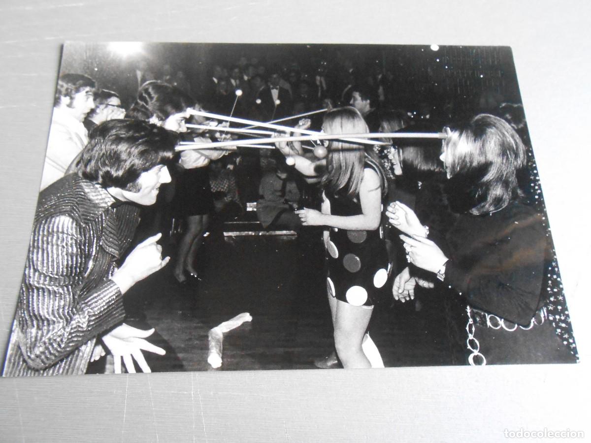 Fotos de Cantantes: FOTO de - GEORGIE DANN - de 18 x 12,5 cms.