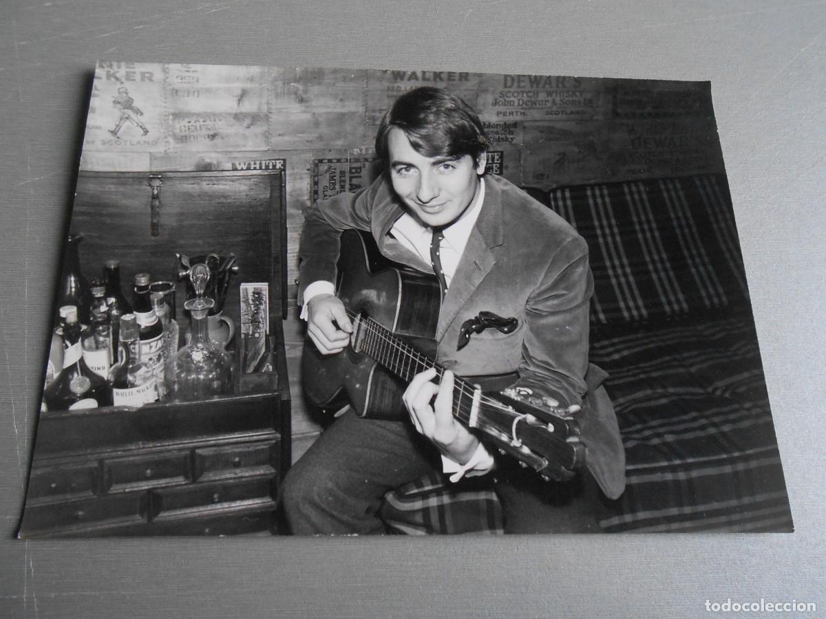 Fotos von Musikern: FOTO de - PATRICK JAQUE - de 17,5 x 12,5 cms.