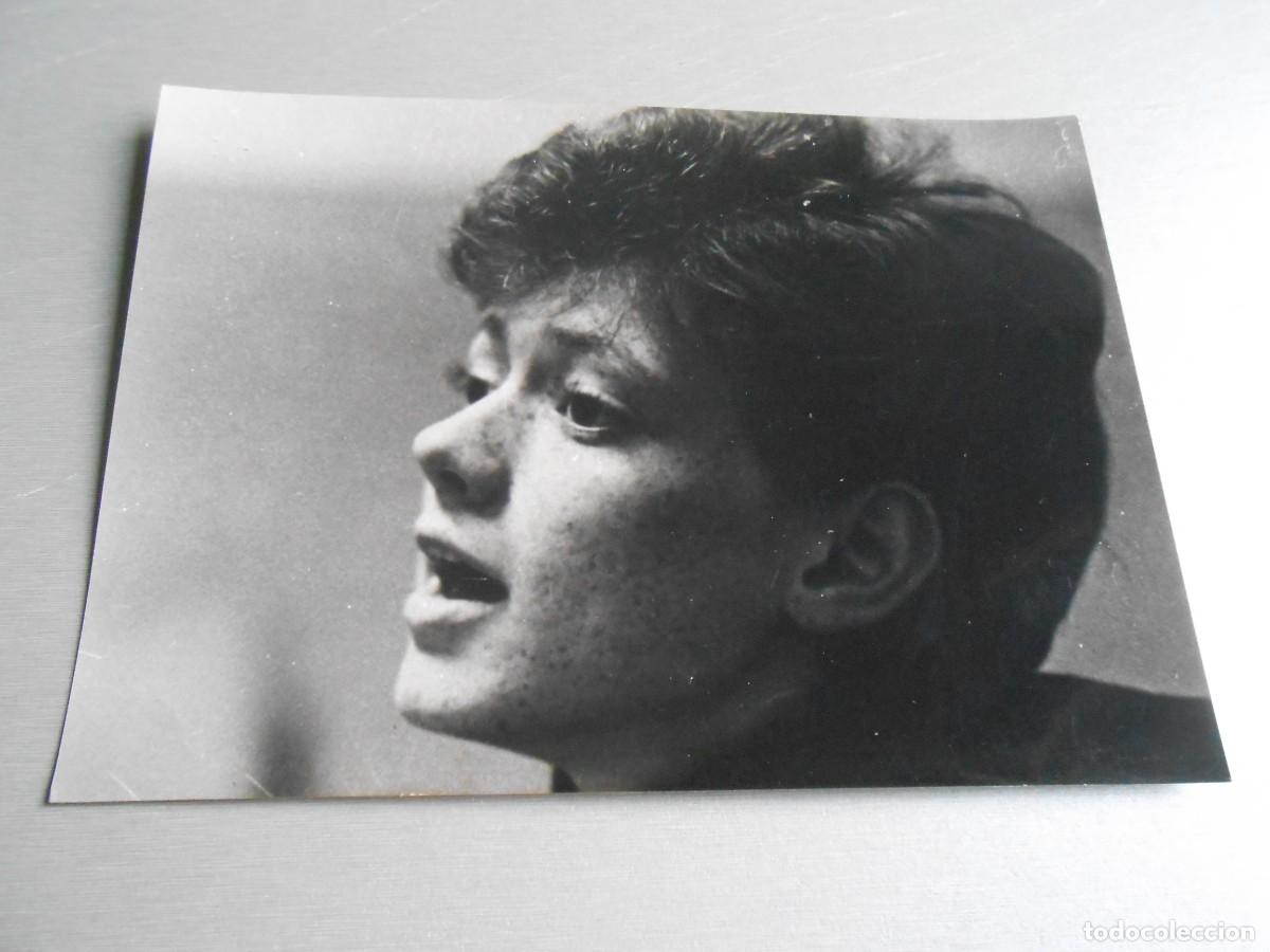 Fotos de Cantantes: FOTO de - RITA PAVONE - de 18 x 13 cms.