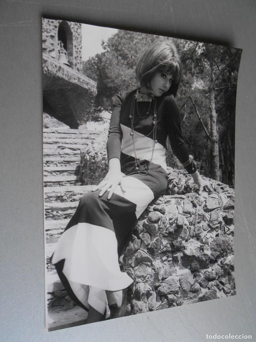 Fotos de Cantores: FOTO de - CRISTINA - de 18 x 24 cms.