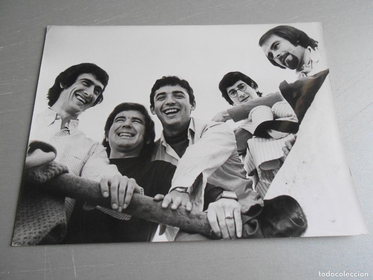 Fotos de Cantantes: FOTO de - DIAPASON&acute;S - de 24 x 18 cms.