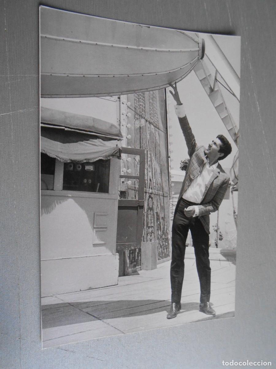 Fotos de Cantantes: FOTO de - GEORGIE DANN - de 12 x 18 cms.