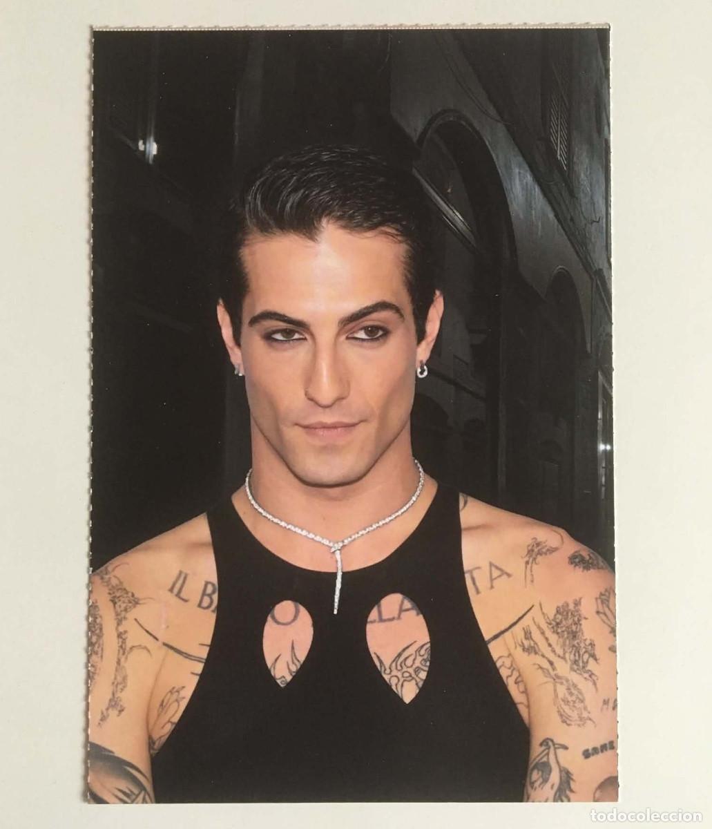 Fotos de Cantantes: Damiano David M&aring;neskin Collectible Postcard Dream'up Magazine France 2023 Music Card