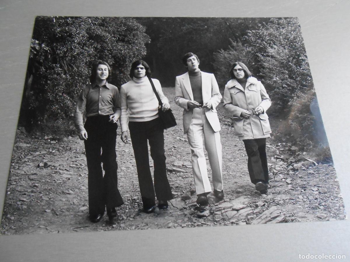 Fotos de Cantantes: FOTO de - SIGLO XX - 24 x 18 cms.