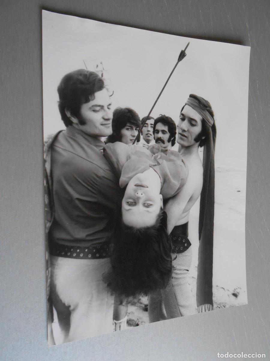 Photos of Singers: FOTO de - ZARZAMORA - 18 x 24 cms.