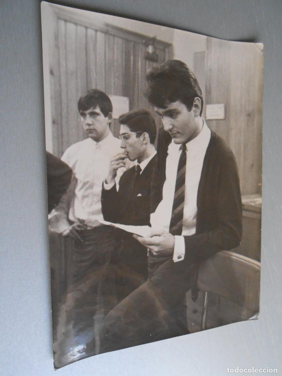 Fotos de Cantantes: FOTO de - LOS MUSTANG (Santi Carulla) - 18 x 24 cms.