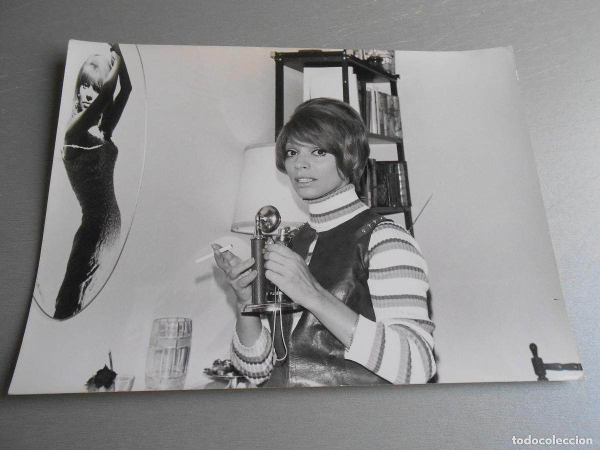 Fotos de Cantantes: FOTO de - ENCARNITA POLO - 24 x 18 cms.
