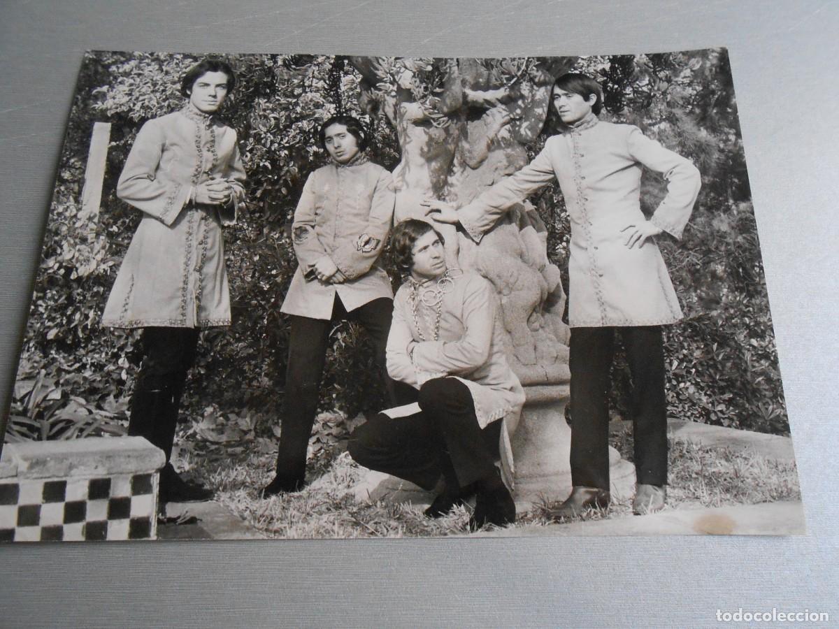 Fotos de Cantantes: FOTO de - LOS ALBAS - 18 x 13 cms.