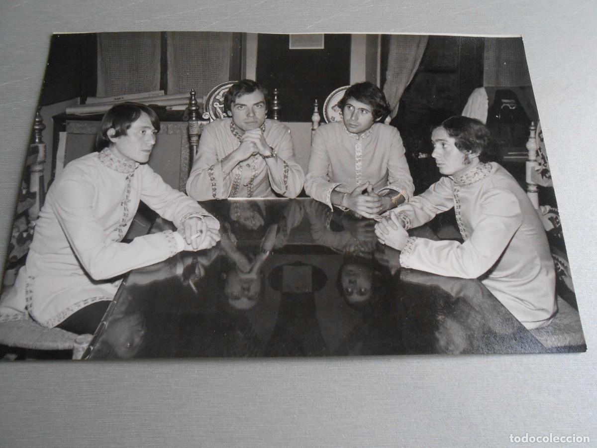 Fotos de Cantantes: FOTO de - LOS ALBAS - 18 x 12 cms.
