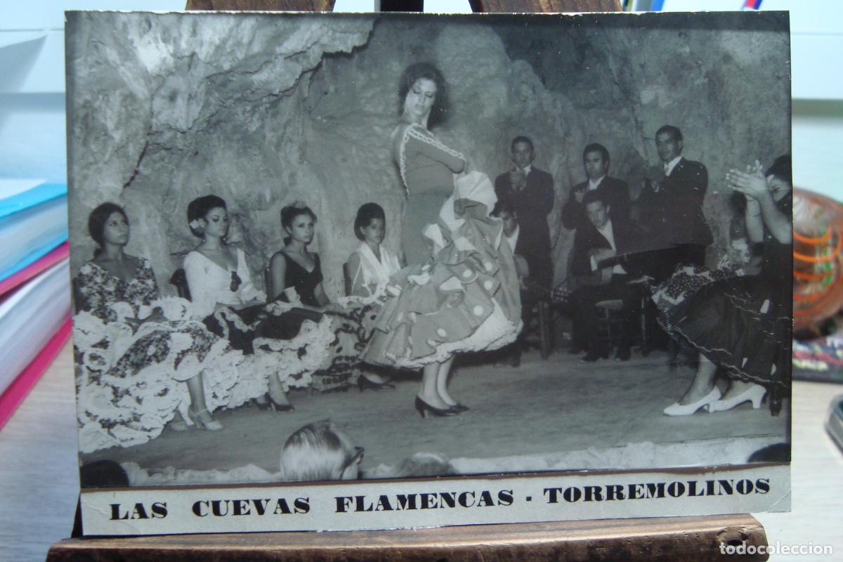 Fotos de Cantantes: ANTIGUA FOTOGRAFIA BAILE FLAMENCO. LAS CUEVAS FLAMENCAS TORREMOLINOS MALAGA. FOTO JOSE LUIS A&Ntilde;OS 60?