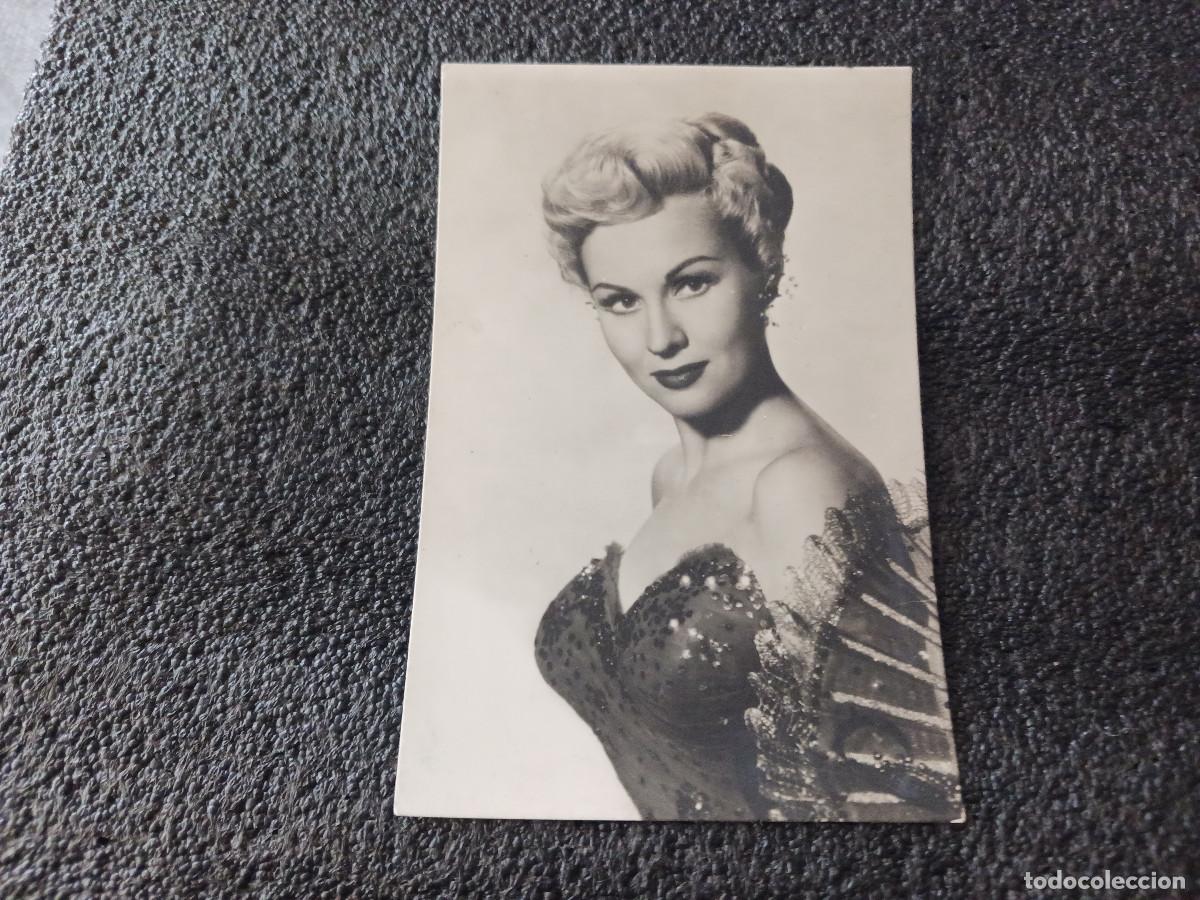 Fotos de Cantantes: postal fotografica de la actriz, virginia mayo