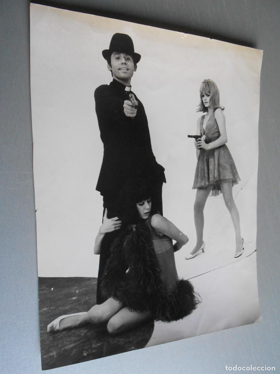 Fotos de Cantantes: FOTO de - RAPHAEL - de 22,5 x 28,5 cms.