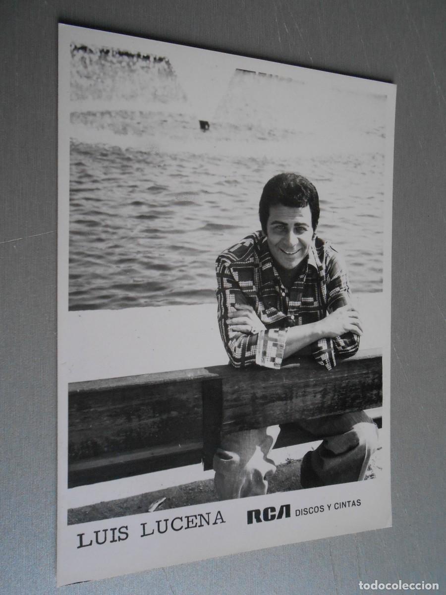Fotos de Cantantes: FOTO de - LUIS LUCENA - de 12,5 x 17,5 cms.