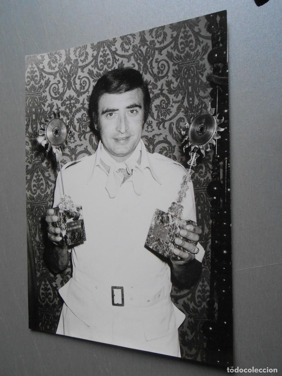 Fotos de Cantantes: FOTO de - PERET - de 18 x 24 cms.