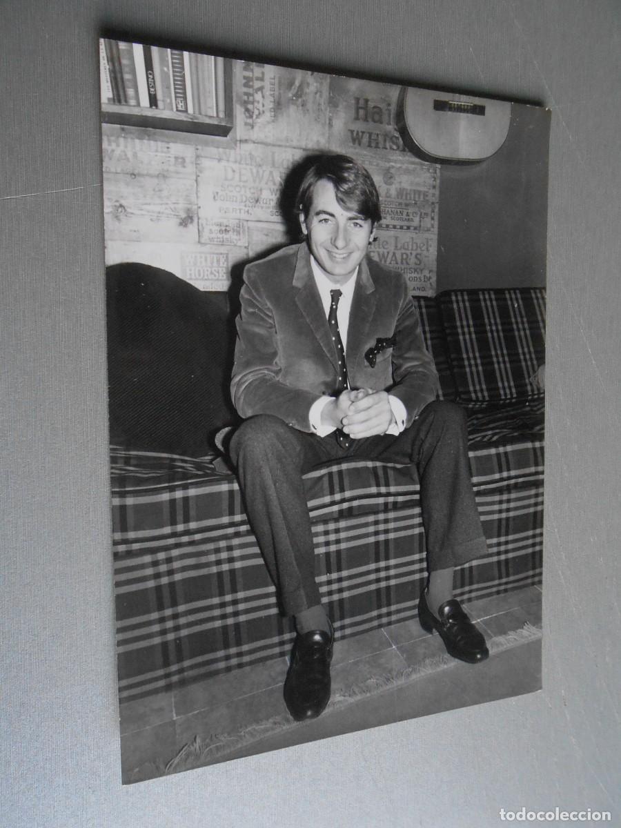 Fotos de Cantantes: FOTO de - PATRICK JAQU&Eacute; - de 12,5 x 17,5 cms.