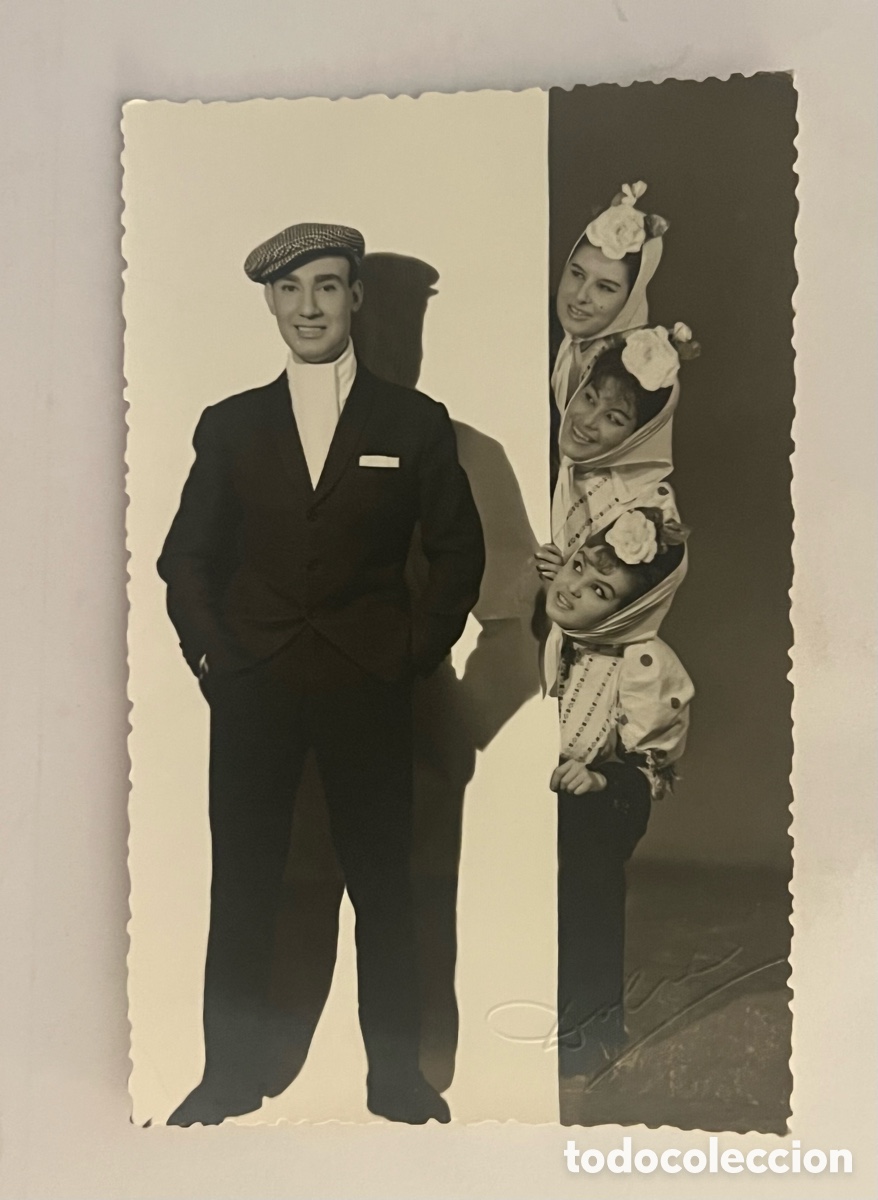 Fotos de Cantantes: ALEJANDRO VARGAS y su Ballet.. la nueva voz de la Canci&oacute;n Espa&ntilde;ola&hellip; (h.1960?) Med&iacute;das: 14 x 9 cm