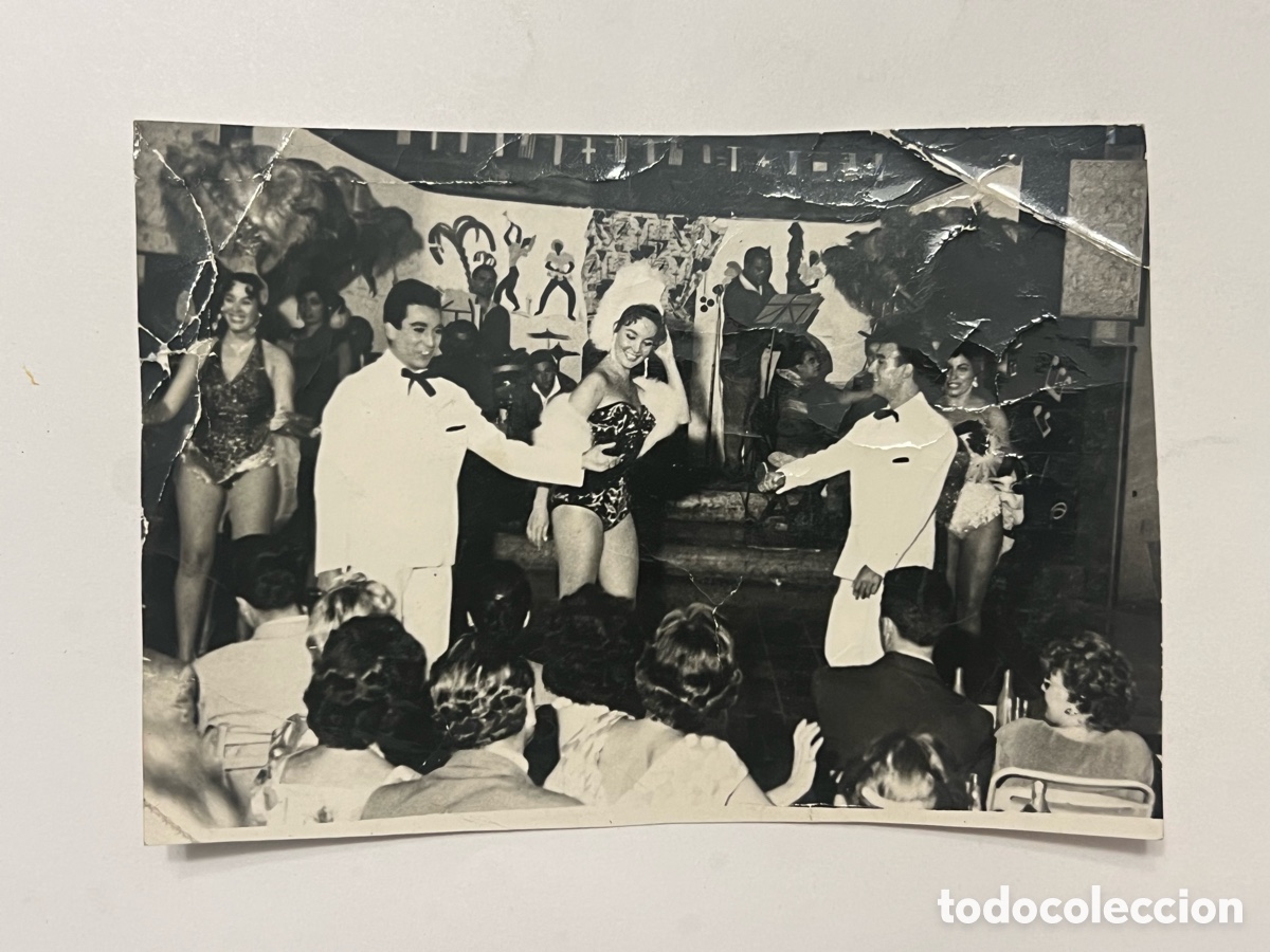 Fotos de Cantantes: ALEJANDRO VARGAS y su Ballet.. la nueva voz de la Canci&oacute;n Espa&ntilde;ola&hellip; (h.1960?) Med&iacute;das: 13 x 9 cm