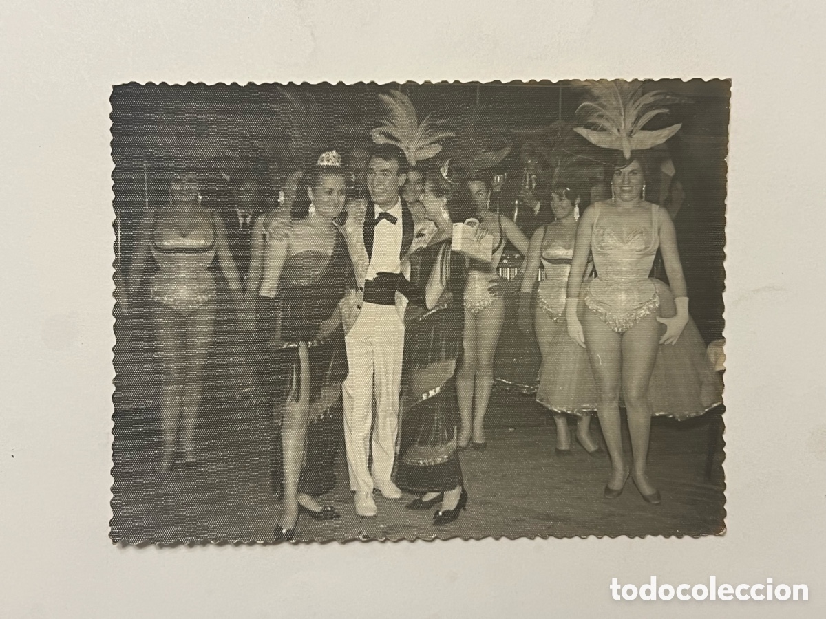 Fotos de Cantantes: ALEJANDRO VARGAS y su Ballet.. la nueva voz de la Canci&oacute;n Espa&ntilde;ola&hellip; (h.1960?) Med&iacute;das: 12 x 9 cm.