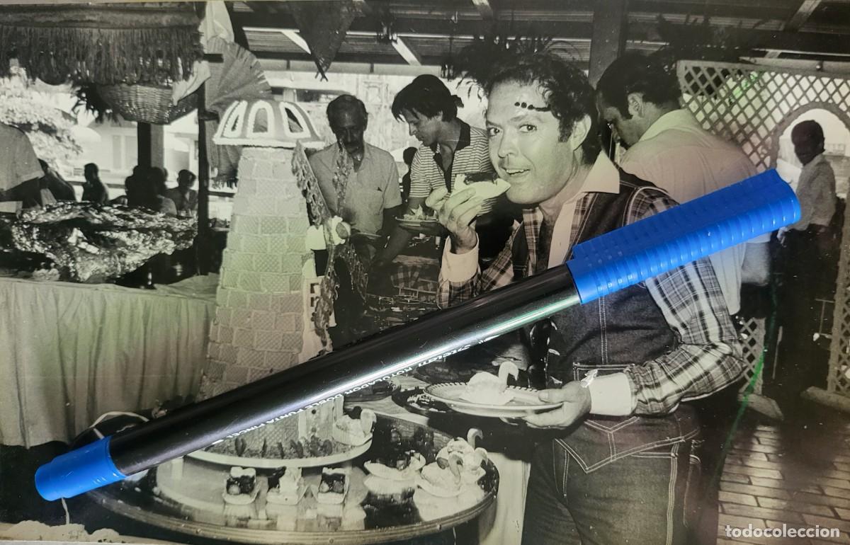 Photos de Chanteurs et Chanteuses: Pedrito Rico fotograf&iacute;a de archivo de revista 13 X 20 ctms....