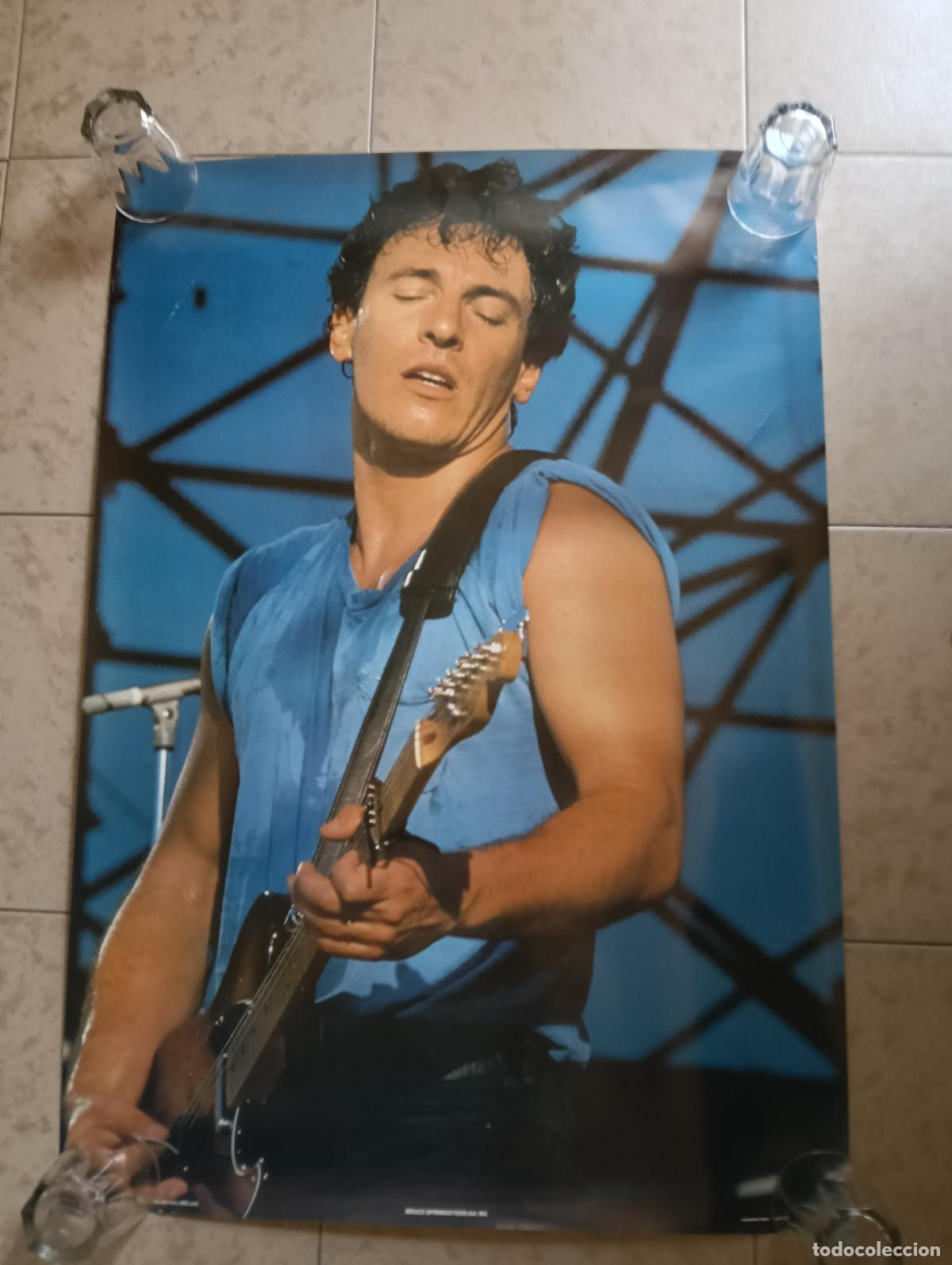 Photos of Singers: BRUCE SPRINGSTEEN Estupendo Poster de 0,90x0,60 como NUEVO.Ver titulos y dem&aacute;s informaci&oacute;n en fotos.