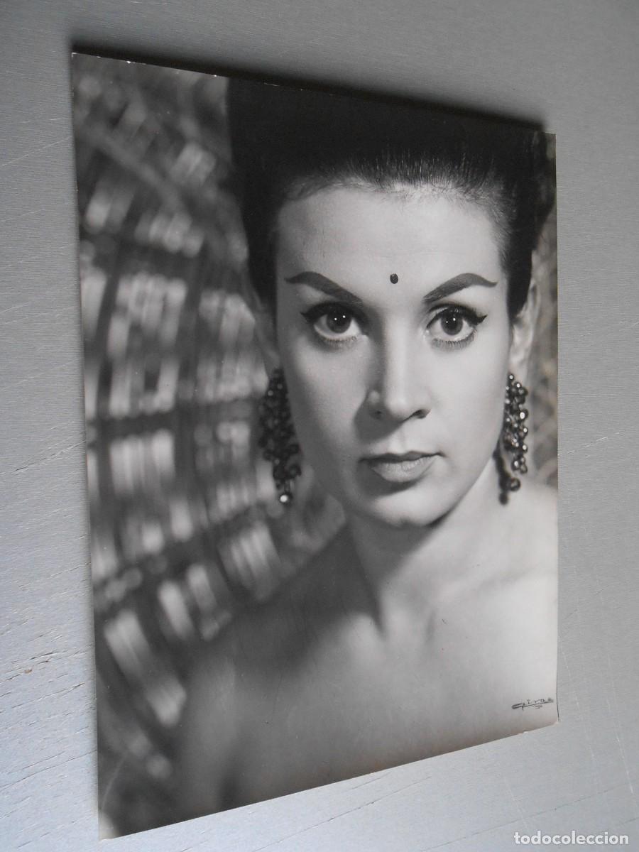 Photos of Singers: FOTO de - SALOME - de 18 x 24 cms.