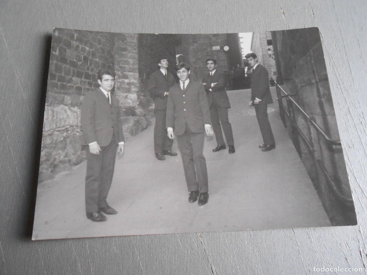 Photos of Singers: FOTO de - TUMBLERS - de 12 x 9 cms.