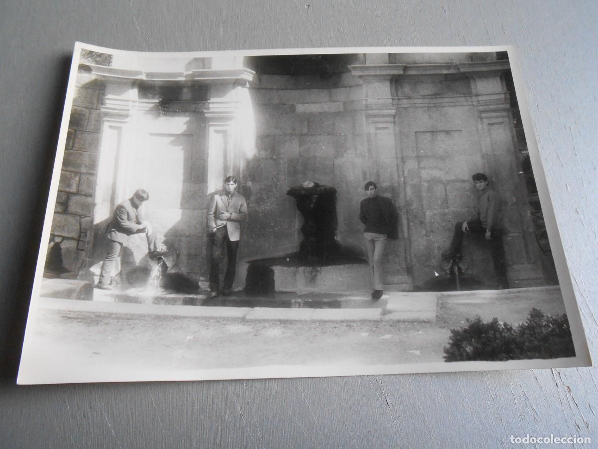 Fotos de Cantores: FOTO de - LOS TUMBLERS (Ourense) - de 17,5 x 12,5 cms.