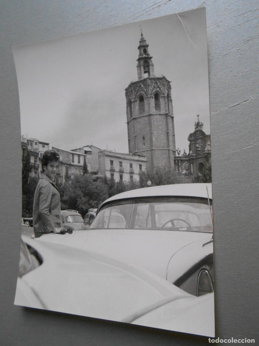 Fotos de Cantantes: FOTO de - ADRIANGELA - de 13 x 18 cms.