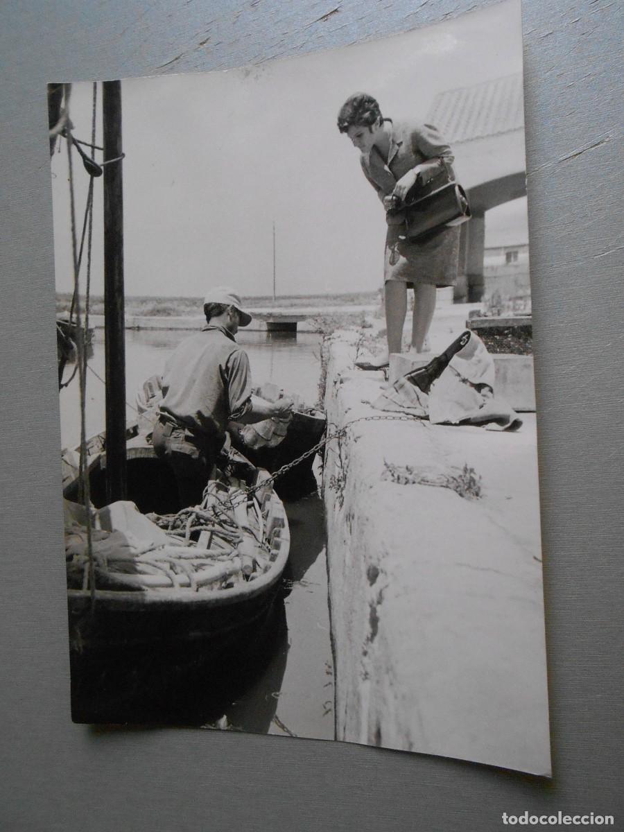 Fotos de Cantantes: FOTO de - ADRIANGELA - de 13 x 18 cms.