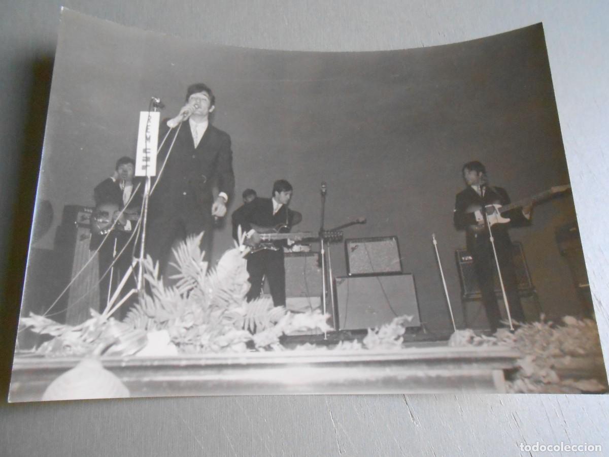 Fotos von Musikern: FOTO de - LOS MUSTANG - de 17,5 x 13 cms.