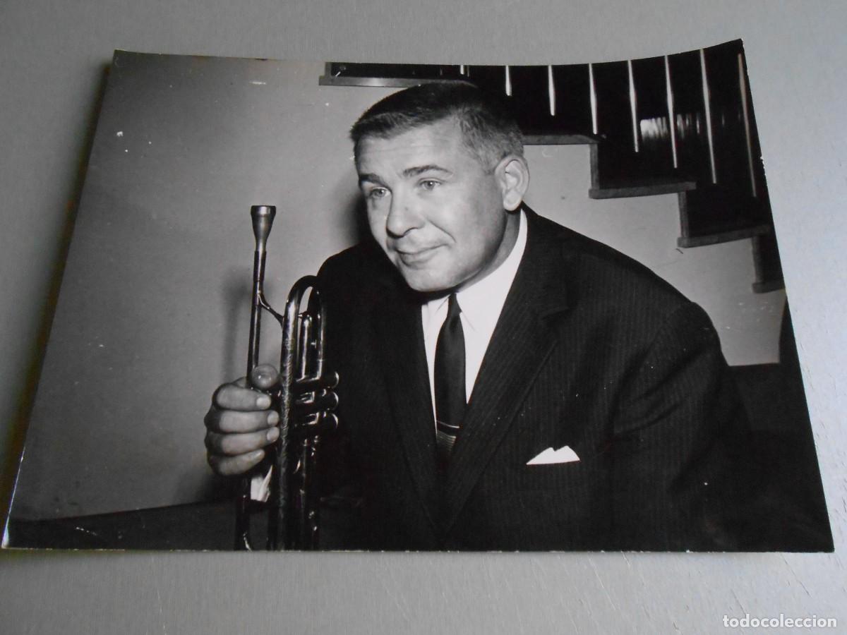 Photos of Singers: FOTO de - ROY ETZEL - de 24 x 18 cms.