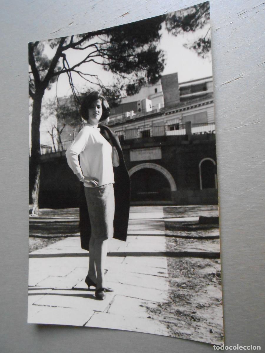 Fotos von Musikern: FOTO de - MARIA OSTIZ - de 11,5 x 18 cms.