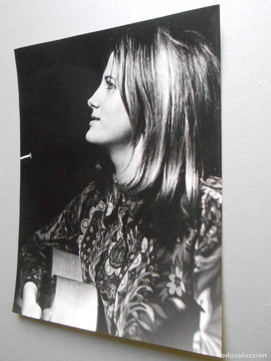 Fotos von Musikern: FOTO de - MARIA OSTIZ - de 18 x 24 cms.